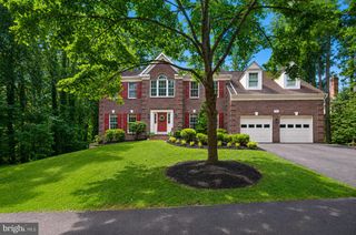 7919 BRACKSFORD CT, Fairfax Station, VA 22039