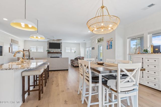 102 Hardwick Lane, Newport, NC 28570