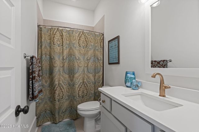 102 Hardwick Lane, Newport, NC 28570