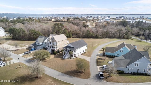 102 Hardwick Lane, Newport, NC 28570