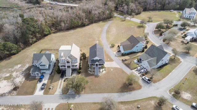 102 Hardwick Lane, Newport, NC 28570