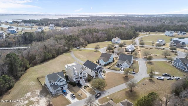 102 Hardwick Lane, Newport, NC 28570