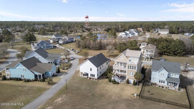 102 Hardwick Lane, Newport, NC 28570