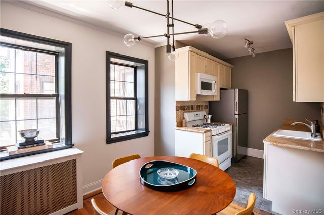 23 Old Mamaroneck Road 4C, White Plains, NY 10605