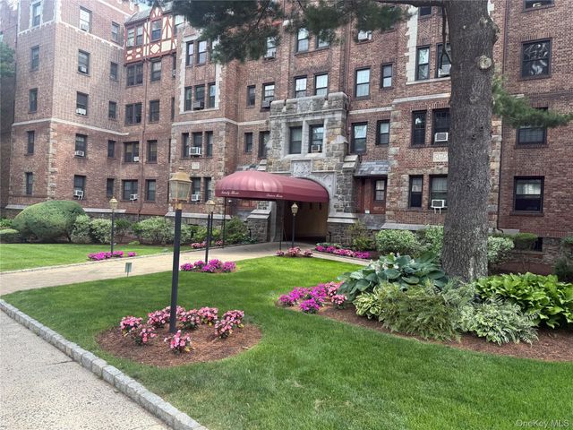 23 Old Mamaroneck Road 4C, White Plains, NY 10605