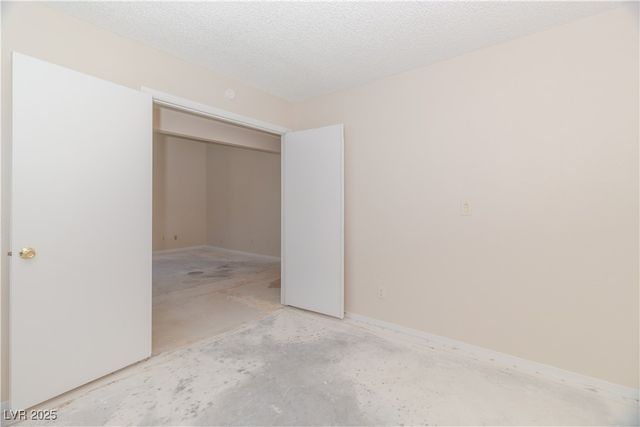 2225 Pebble Creek Lane, Laughlin, NV 89029