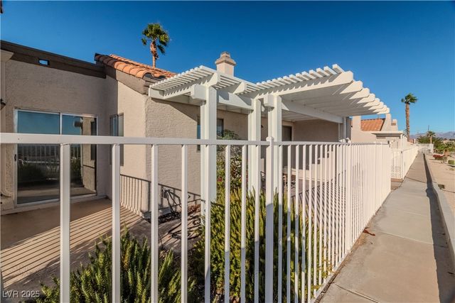 2225 Pebble Creek Lane, Laughlin, NV 89029