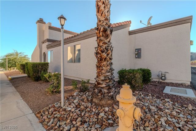 2225 Pebble Creek Lane, Laughlin, NV 89029