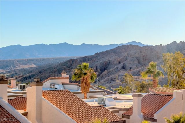 2225 Pebble Creek Lane, Laughlin, NV 89029