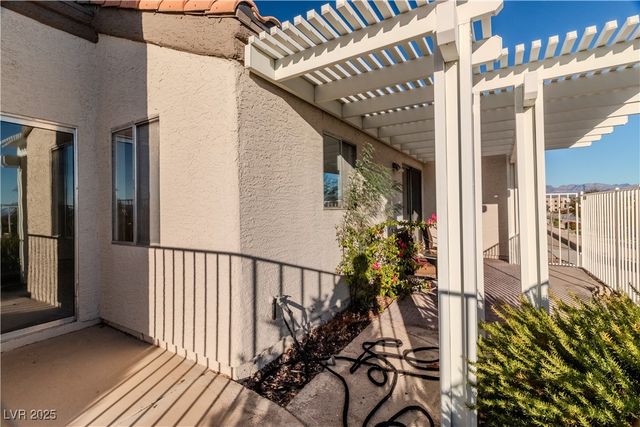 2225 Pebble Creek Lane, Laughlin, NV 89029