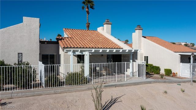 2225 Pebble Creek Lane, Laughlin, NV 89029