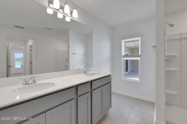 1625 TRAINORS Way, Jacksonville, FL 32218