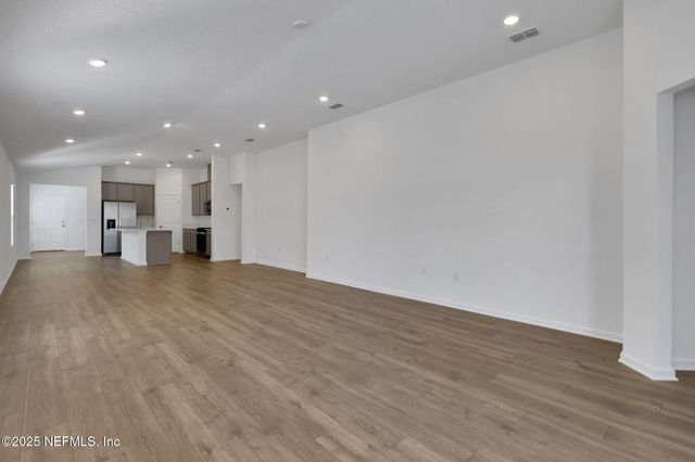 1625 TRAINORS Way, Jacksonville, FL 32218