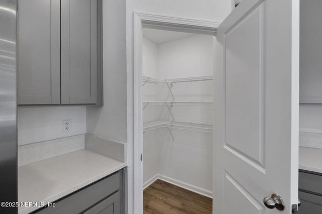 1625 TRAINORS Way, Jacksonville, FL 32218