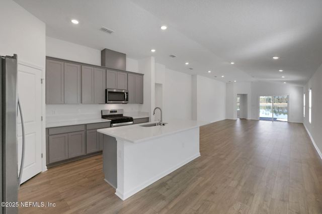 1625 TRAINORS Way, Jacksonville, FL 32218