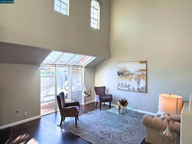 422 W Sunnyoaks Ave, Campbell, CA 95008