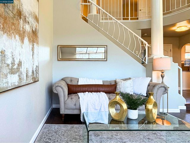 422 W Sunnyoaks Ave, Campbell, CA 95008