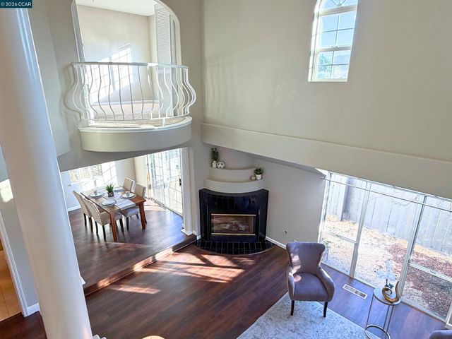 422 W Sunnyoaks Ave, Campbell, CA 95008