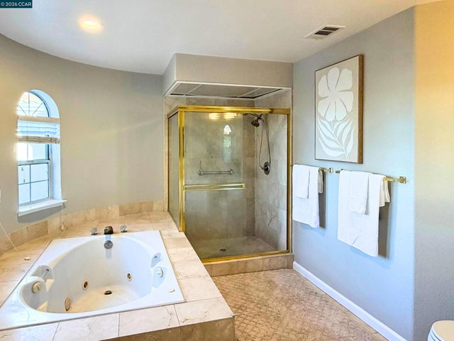 422 W Sunnyoaks Ave, Campbell, CA 95008