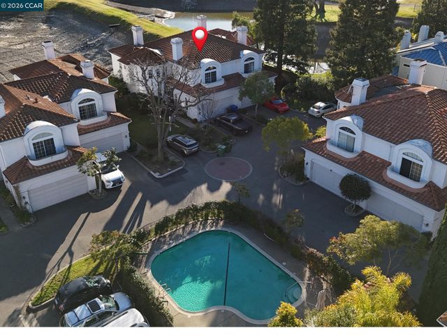 422 W Sunnyoaks Ave, Campbell, CA 95008