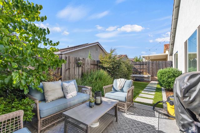 3147 Golden Trail St, Rocklin, CA 95765