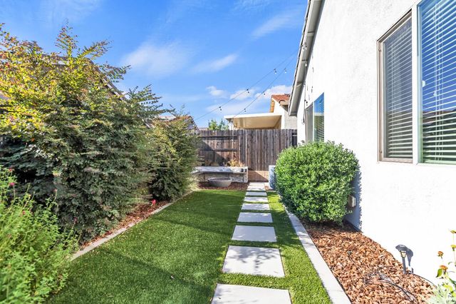 3147 Golden Trail St, Rocklin, CA 95765