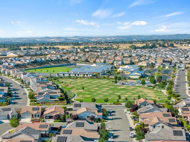 3147 Golden Trail St, Rocklin, CA 95765
