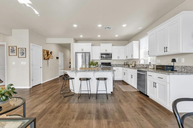 3147 Golden Trail St, Rocklin, CA 95765