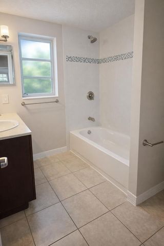 875 SW 4th Court 14, Boca Raton, FL 33432