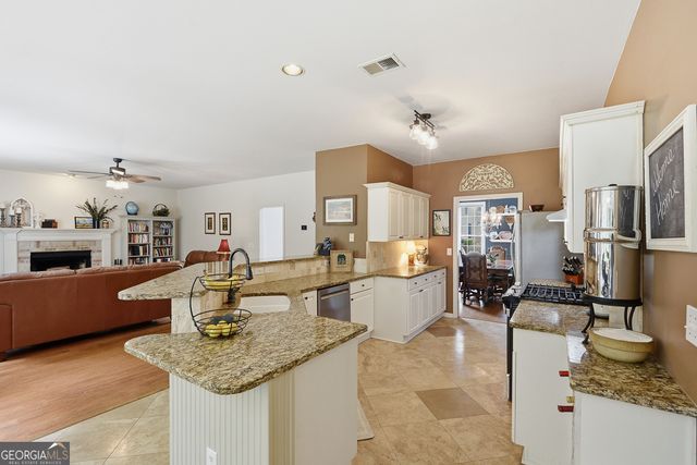3844 Princeton Oaks NW, Kennesaw, GA 30144