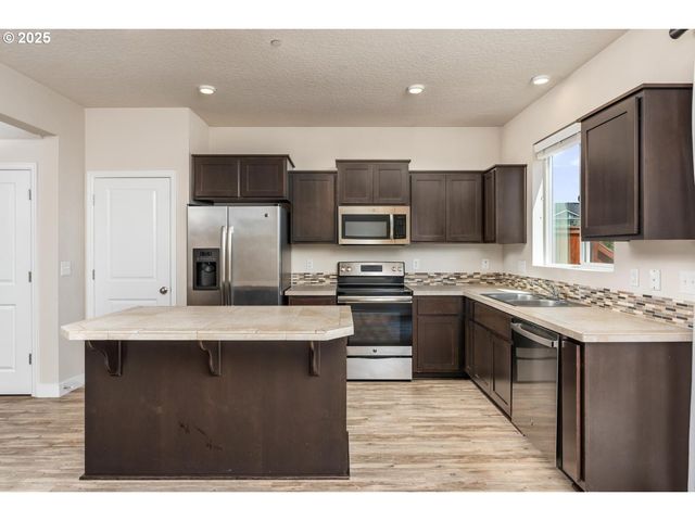 12958 Se 156TH Ave, Happy Valley, OR 97086