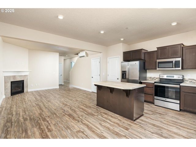 12958 Se 156TH Ave, Happy Valley, OR 97086