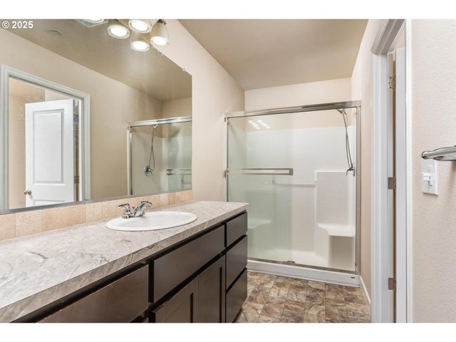 12958 Se 156TH Ave, Happy Valley, OR 97086