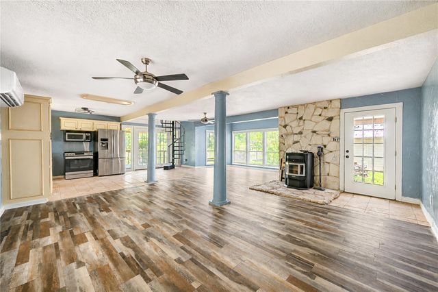 13497 Morgan Drive, Splendora, TX 77372