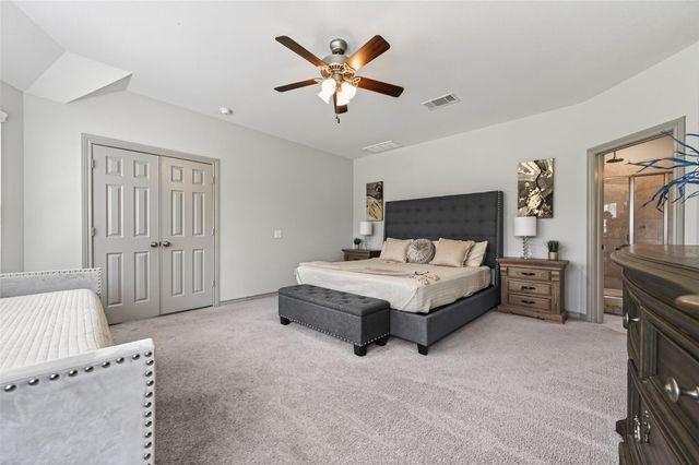 6 Log House Court, Tomball, TX 77375