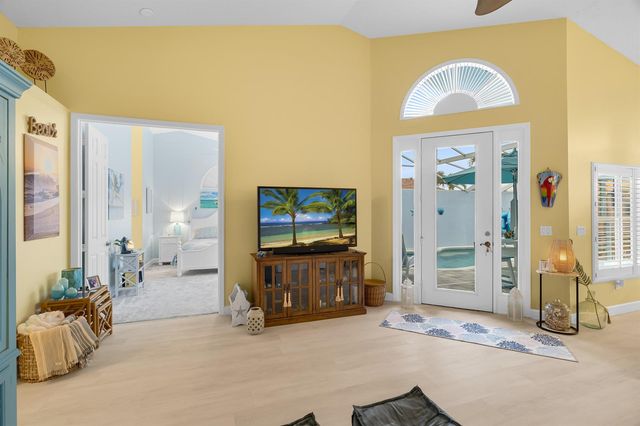 223 River Walk 12, Fort Pierce, FL 34949