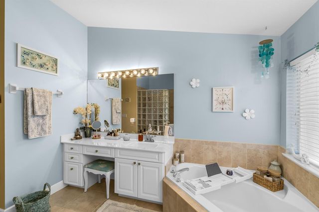 223 River Walk 12, Fort Pierce, FL 34949