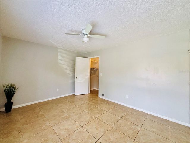 12236 FOX HOUND LANE, Orlando, FL 32826