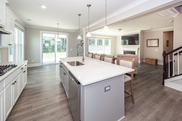 1343 Homecoming, Ravenel, SC 29470