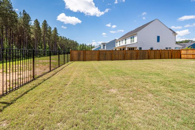 1343 Homecoming, Ravenel, SC 29470