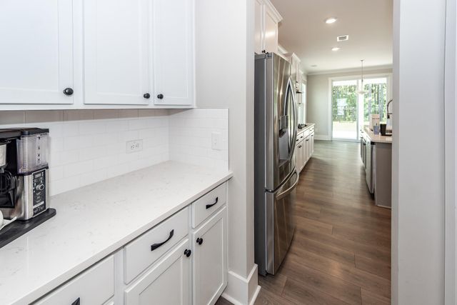 1343 Homecoming, Ravenel, SC 29470