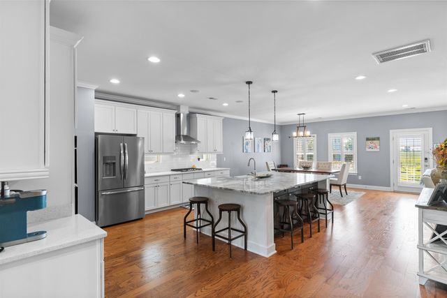 9 Windy Ln., Pawleys Island, SC 29585