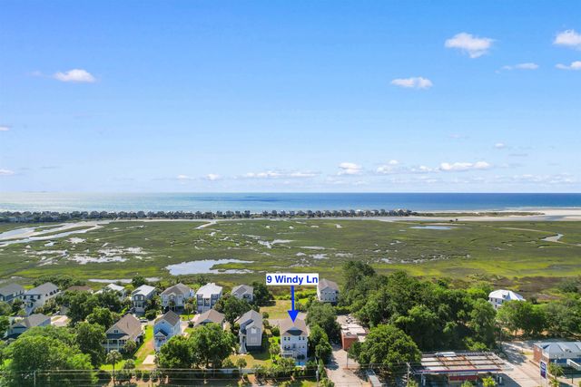 9 Windy Ln., Pawleys Island, SC 29585