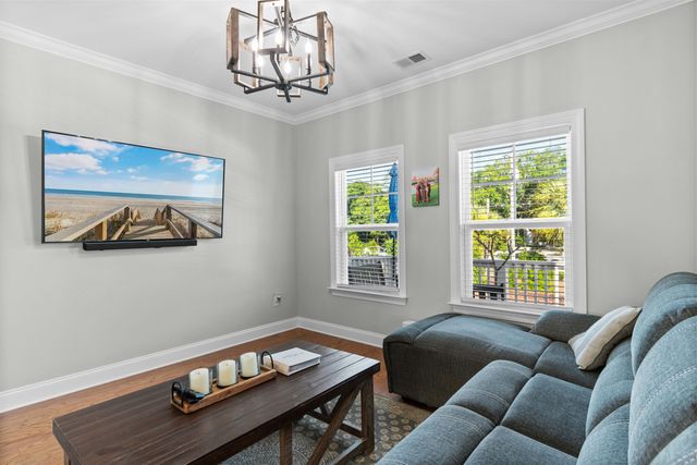 9 Windy Ln., Pawleys Island, SC 29585