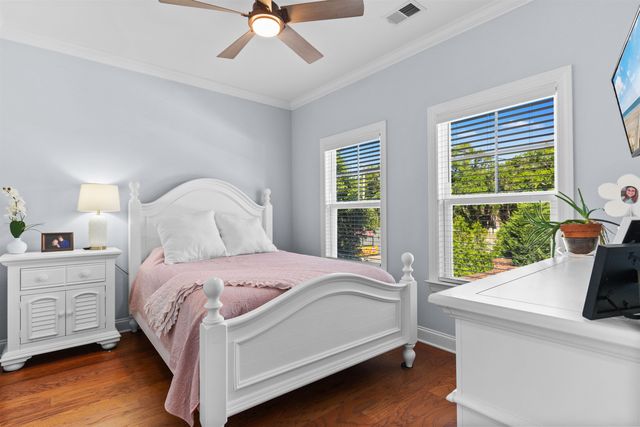 9 Windy Ln., Pawleys Island, SC 29585