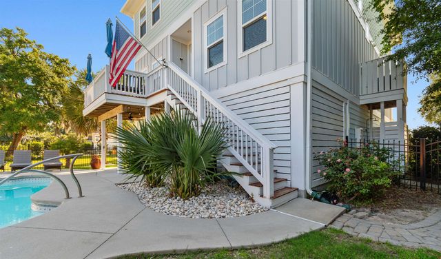 9 Windy Ln., Pawleys Island, SC 29585