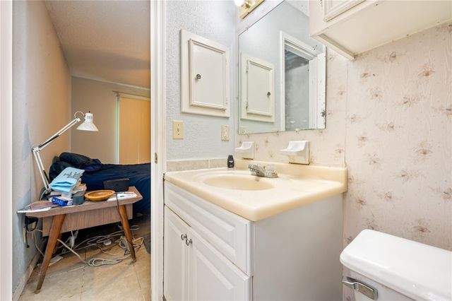13710 Edgeboro Street, Houston, TX 77049