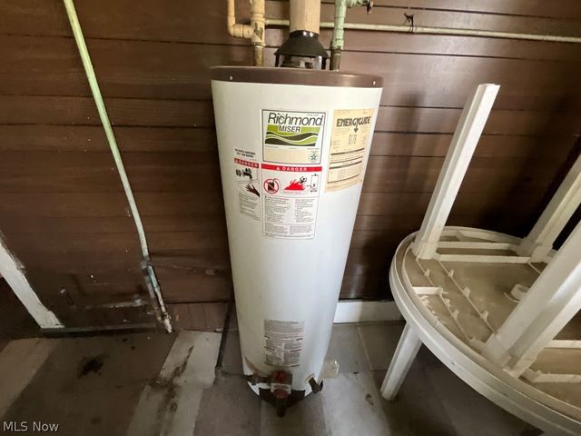 5911 Lexington Avenue, Cleveland, OH 44103