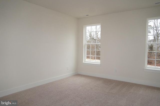 9 REDKIST DR, Mullica Hill, NJ 08062