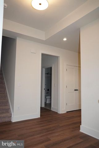 9 REDKIST DR, Mullica Hill, NJ 08062